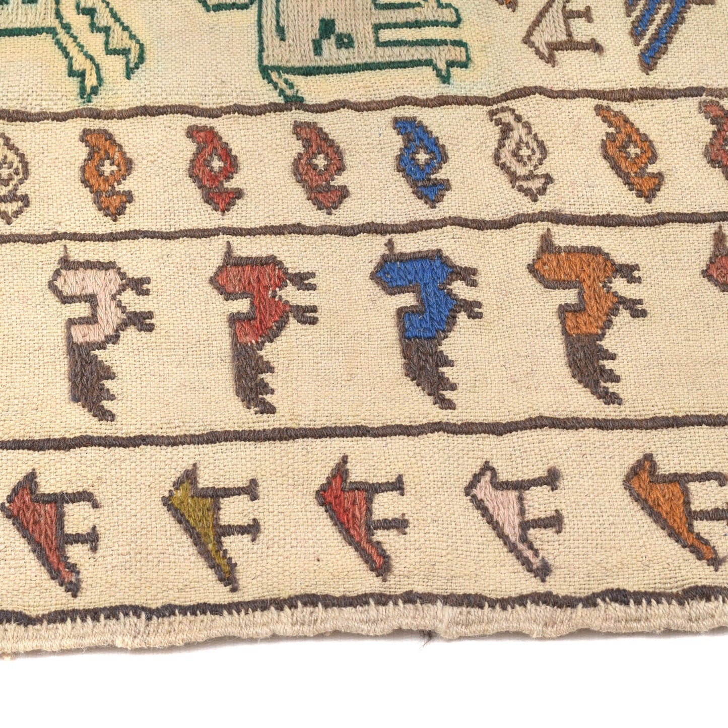 Elmstone Vale Kilim | 4'0" × 5'7" ft | Ref: B20001
