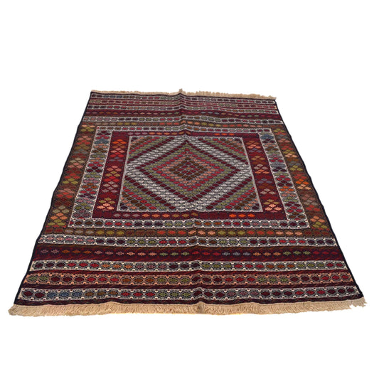 Windsor Kilim | 3'11" × 5'7" ft | Ref: 6889