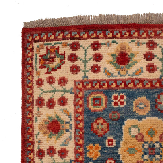 Sandringham Heirlooms | 3'9" × 5'8" ft | Ref: Y33030
