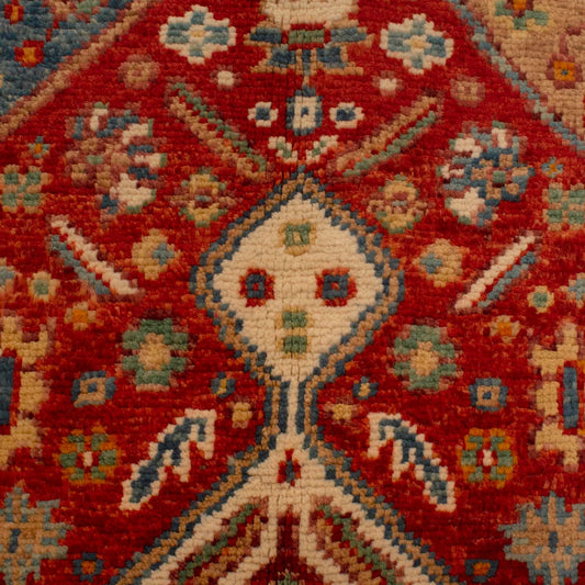 Sandringham Heirlooms | 3'9" × 5'8" ft | Ref: Y33030