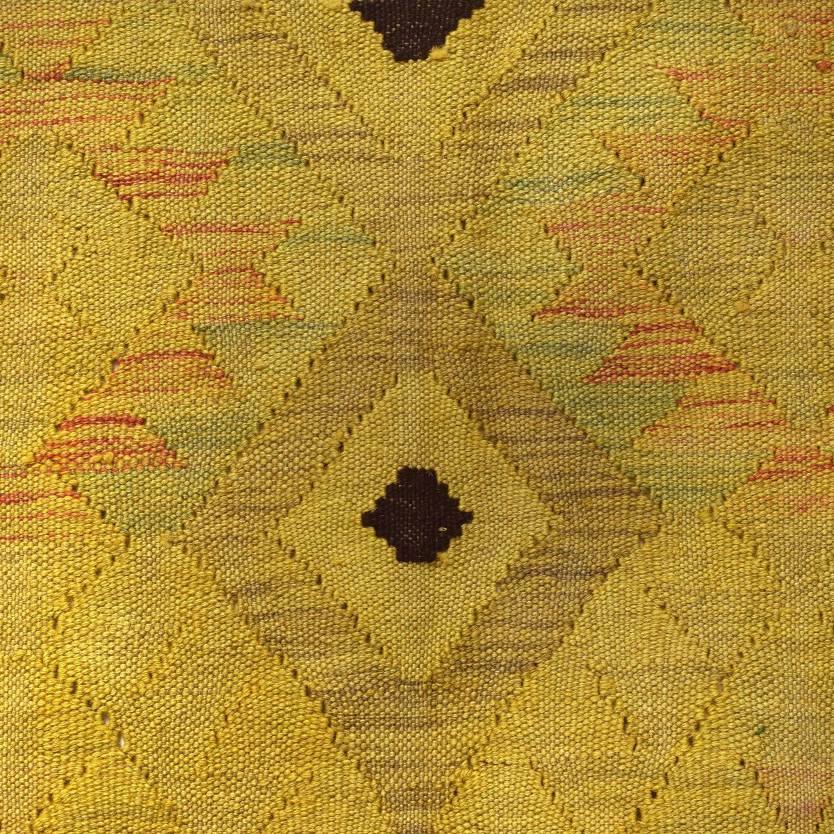 Fenchurch Weft Kilim Rug | 3' 6" x 4' 7" ft (107 x 140 cm) | Ref: B29199