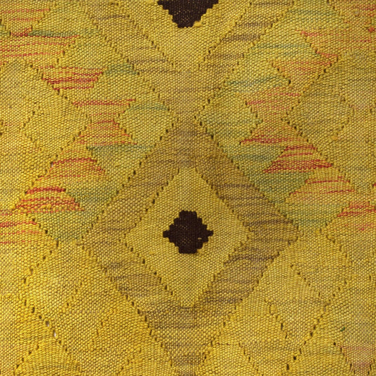 Fenchurch Weft Kilim Rug | 3' 6" x 4' 7" ft (107 x 140 cm) | Ref: B29199