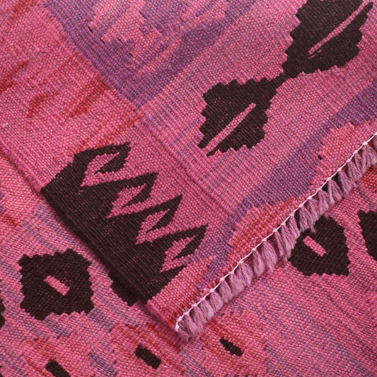 Everleigh Weft Kilim Rug | 2' 8" x 3' 11" ft (81 x 120 cm) | Ref: B29226