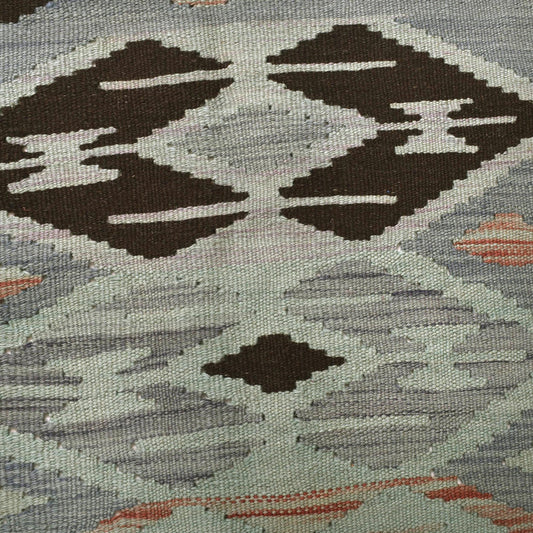 Thornfield Weft Kilim Rug | 3' 11" x 5' 6" ft (119 x 168 cm) | Ref: B29235