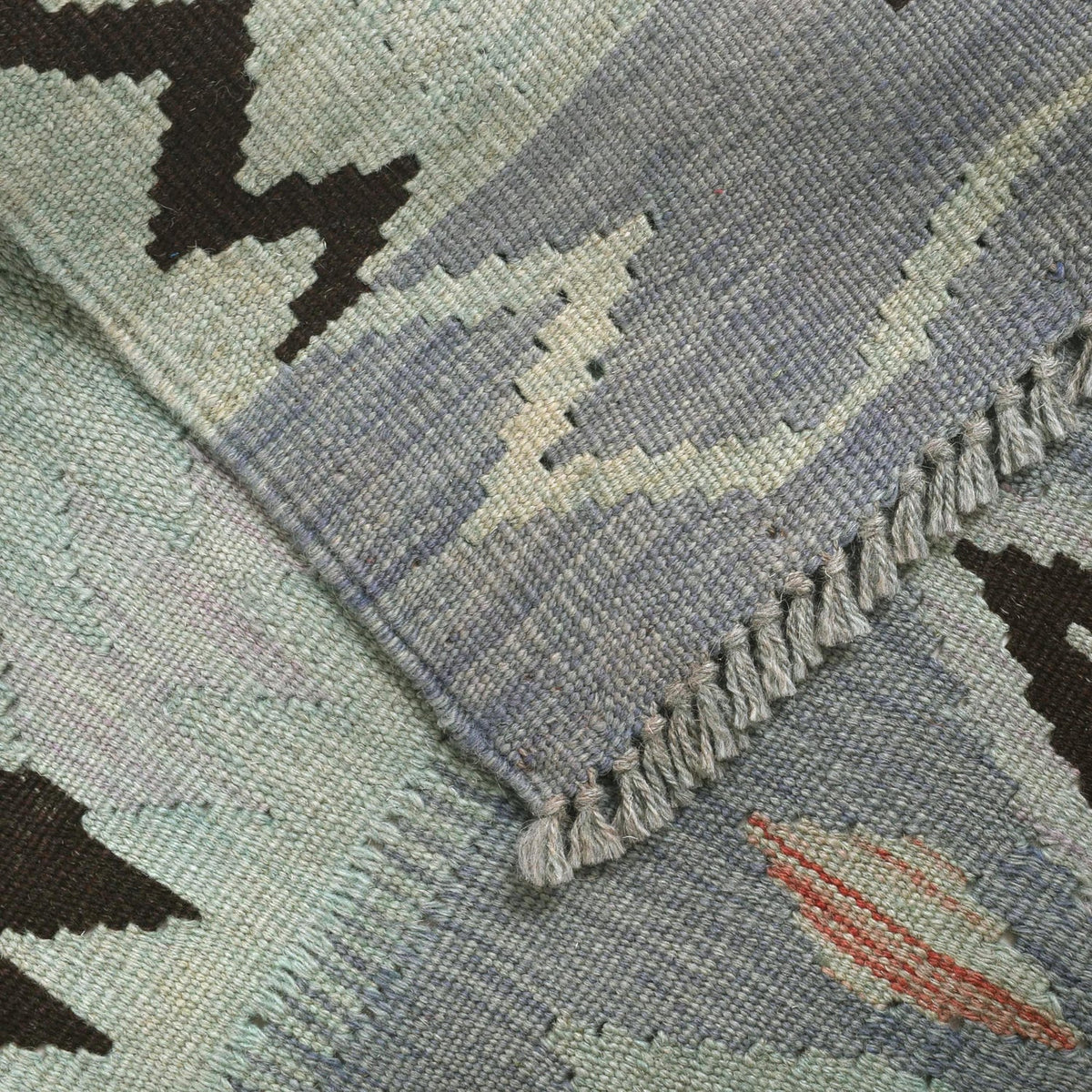 Thornfield Weft Kilim Rug | 3' 11" x 5' 6" ft (119 x 168 cm) | Ref: B29235