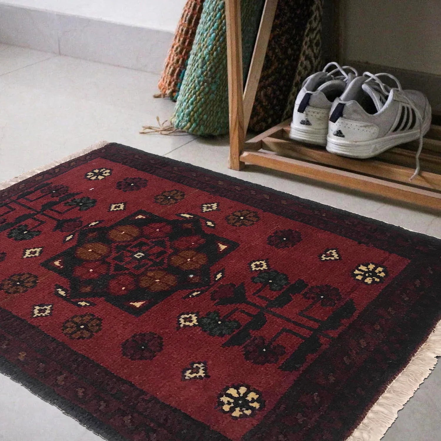 Sienna Compass Doormat | 1' 5" x 1' 10" ft (42 x 57 cm) | Ref: B35715