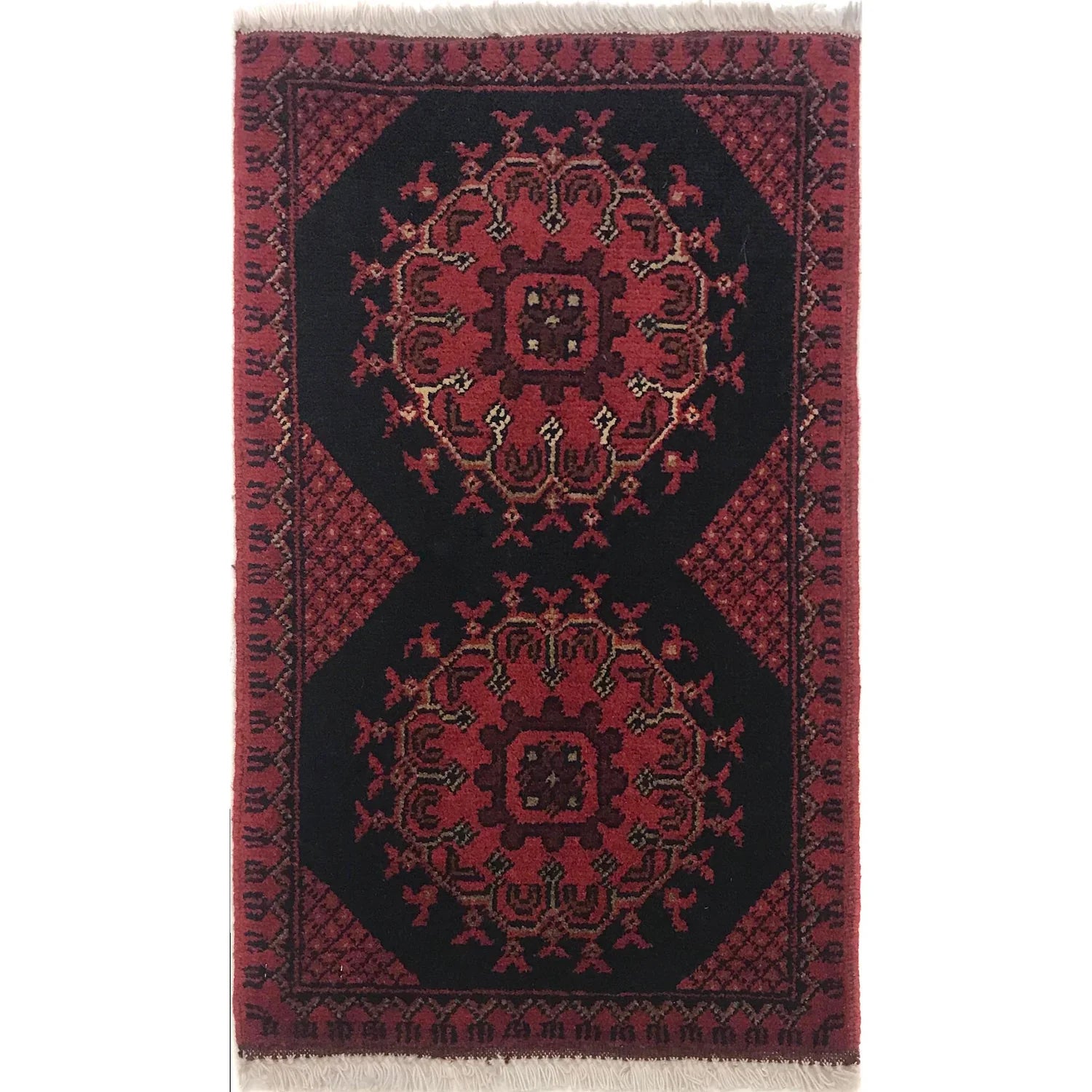 Ember Medallion Doormat | 1' 3" x 2' 2" ft (39 x 65 cm) | Ref: B35744