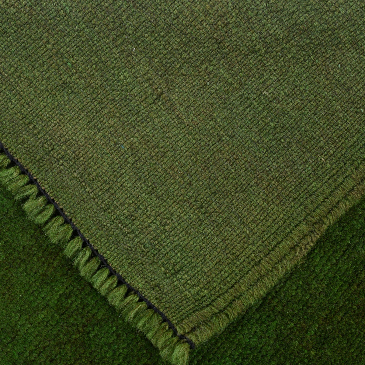 Pinegrove Hollow Area Rug | 2' 10" x 4' 6" ft (86 x 136 cm) | Ref: R22970