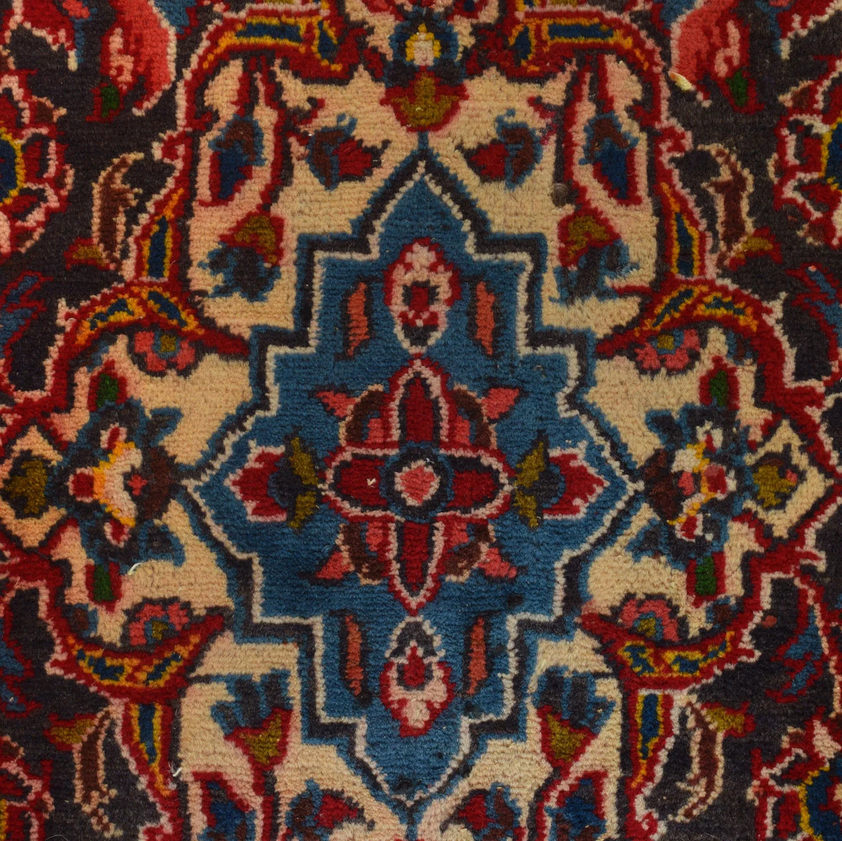 Blackmere Hollow Rug | 9' 5" x 12' 8" ft (288 x 385 cm) | Ref: R24107