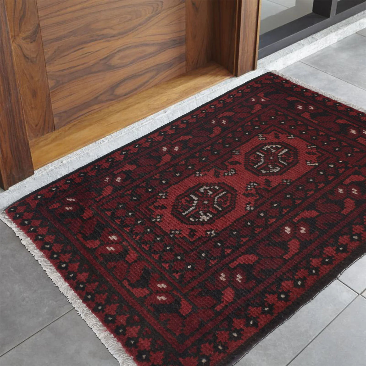 Walnut Twin Doormat | 1' 7" x 2' 6" ft (47 x 75 cm) | Ref: W27148