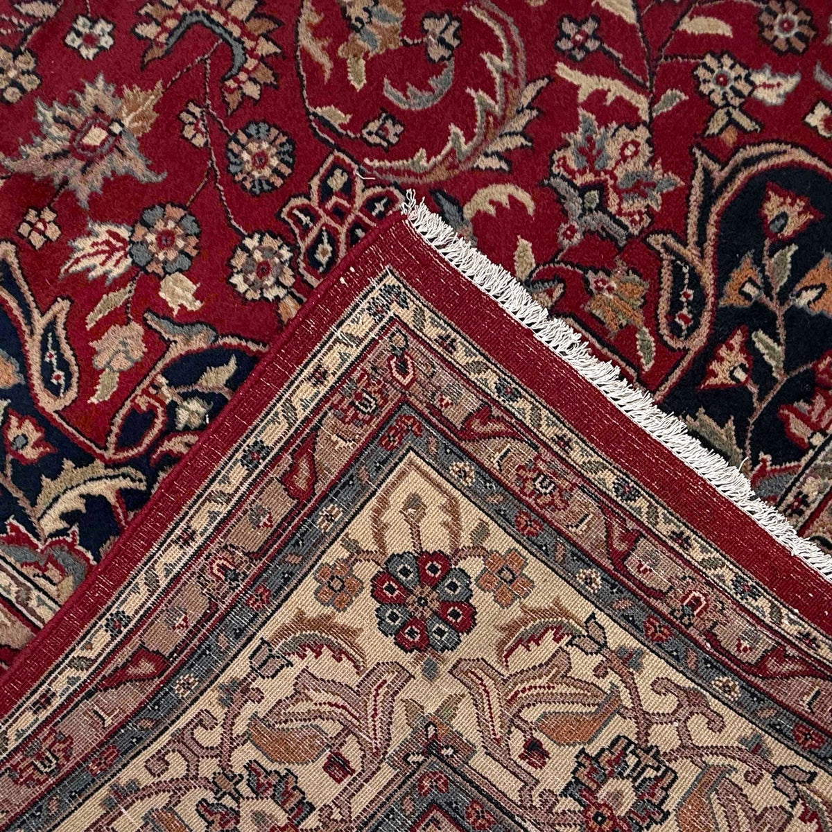 Aldergate Rose Rug | 8' 0" x 11' 10" ft (245 x 360 cm) | Ref: W36848