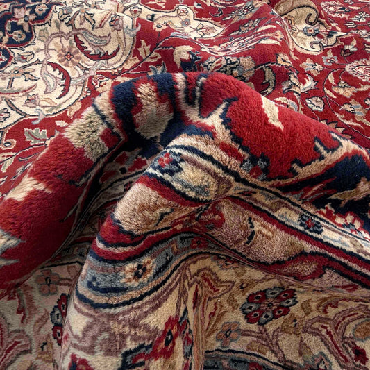 Aldergate Rose Rug | 8' 0" x 11' 10" ft (245 x 360 cm) | Ref: W36848
