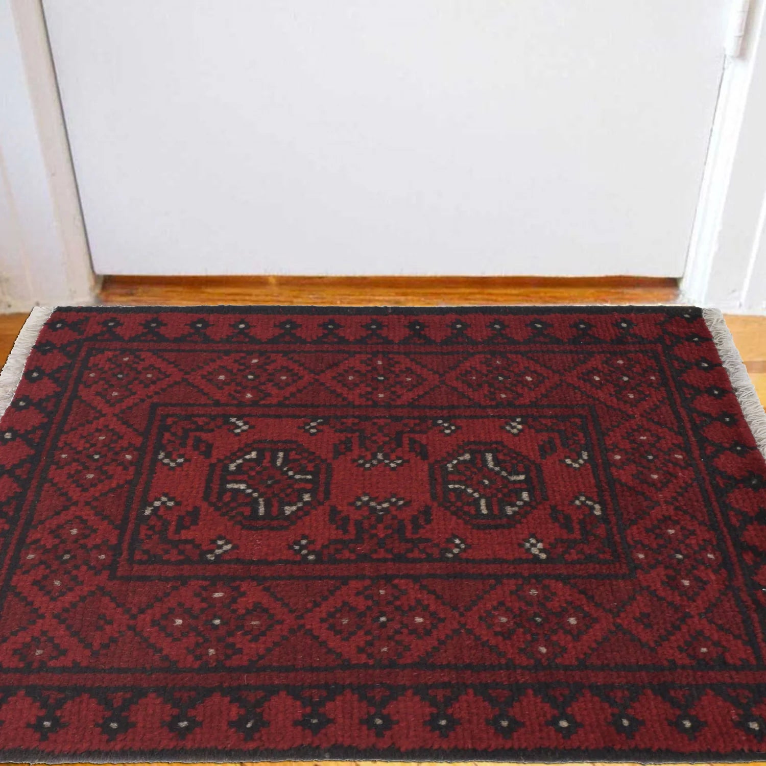 Claret Medallion Doormat | 1' 6" x 2' 2" ft (46 x 66 cm) | Ref: Y21619