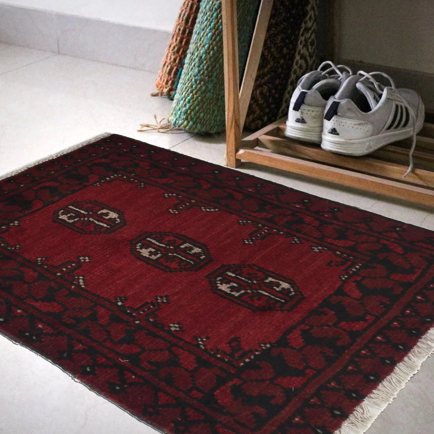 Triple Medallion Doormat | 1' 10" x 2' 3" ft (55 x 68 cm) | Ref: Y21645