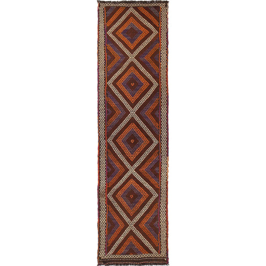 Eversley Court Runner | 2'4" × 9'3" ft | Ref: W17151