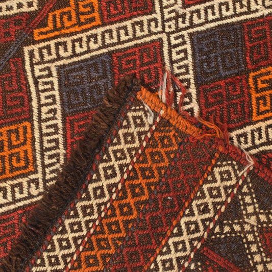 Whitmore Vale Runner | 2'6" × 10'7" ft | Ref: W17152