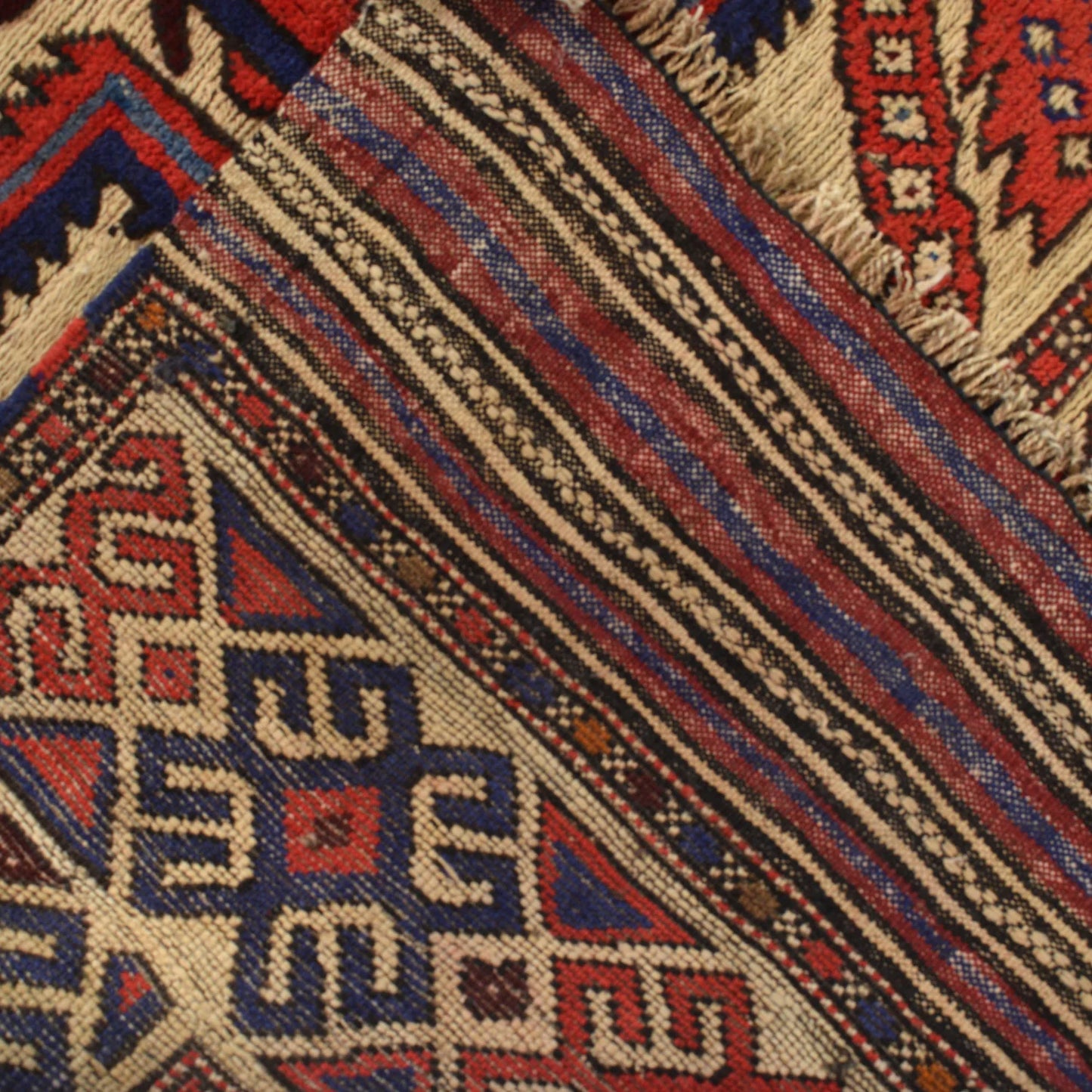 Richmond Loom | 4'2" × 5'9" ft | Ref: B21607