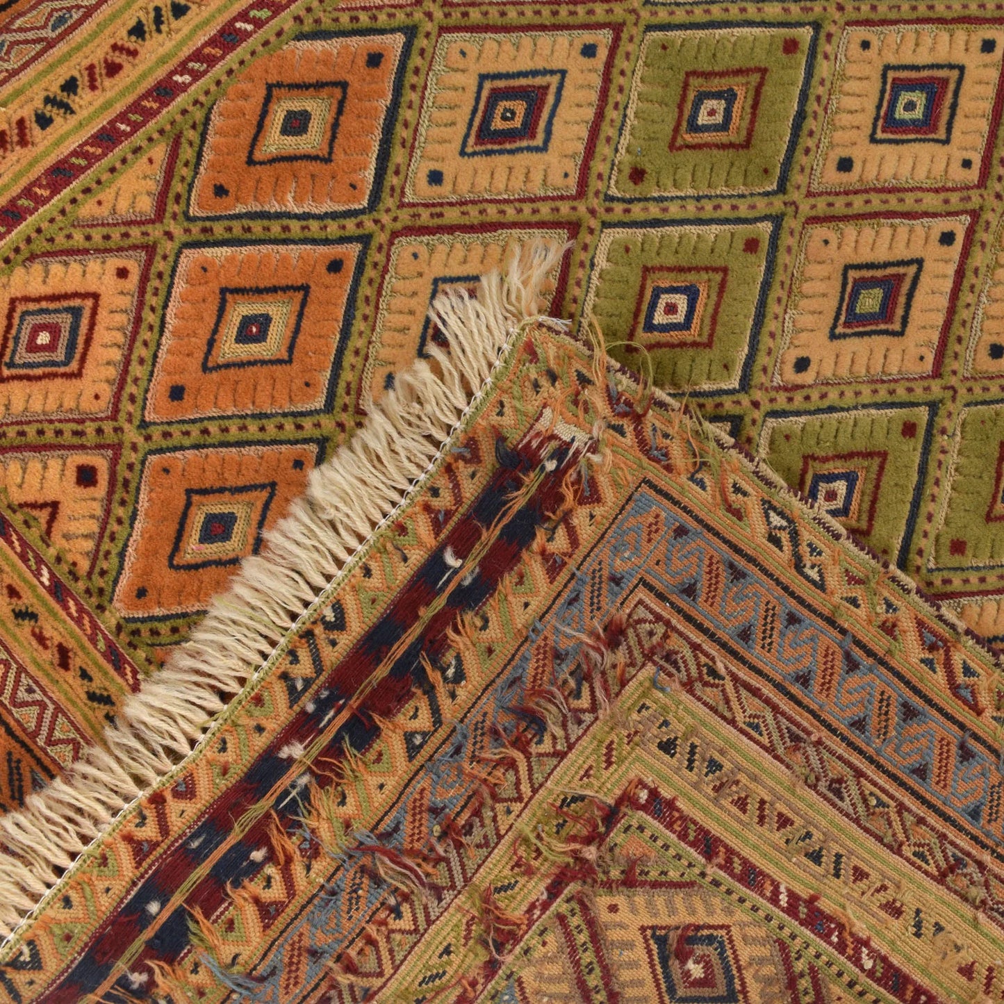 Birchcroft Ridge Rug | 2'7" × 3'7" ft (80 × 110 cm) | Ref: B21526